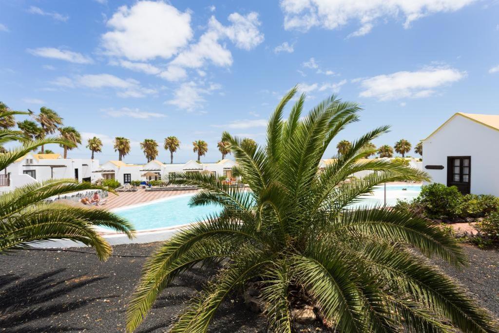 Alegria Apartment Caleta De Fuste Exterior photo